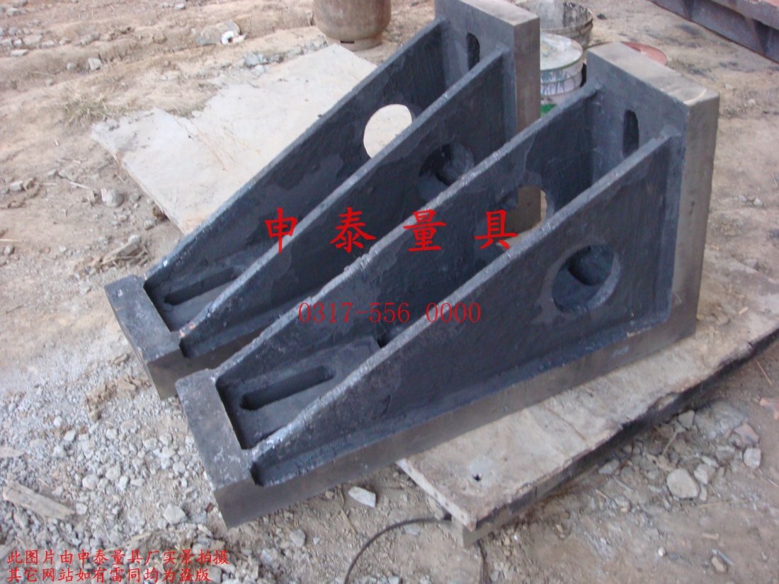 �T�F����