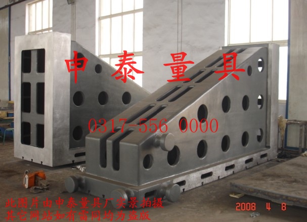 �T�F����